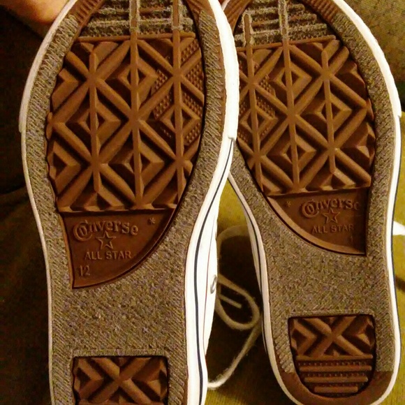 *SOLD* White Low Top Kid's Converse Size 12 - Picture 4 of 4